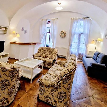 Marina Old Town Apartment Kosice Bagian luar foto
